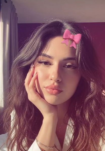Alina — video chat with girls on CooMeet