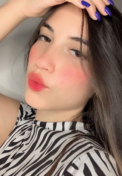 Lucía — video chat with girls on CooMeet